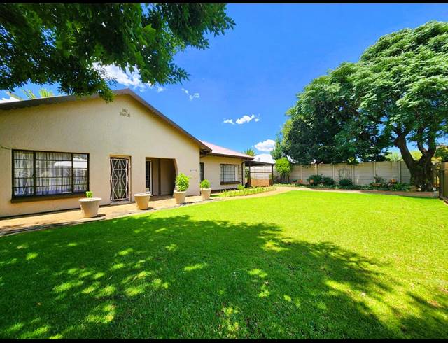 3 BEDROOM HOUSE SOLD IN ROTHDENE
